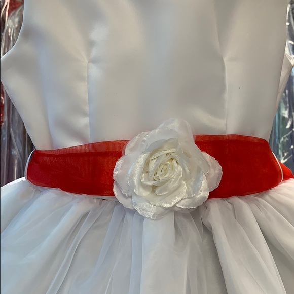 FLOWER GIRL DRESS 👧🏻 - Picture 3 of 4